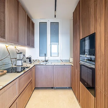 Apartmán 1974 - Luxurious 3 Bedrooms - Sea View & Parking