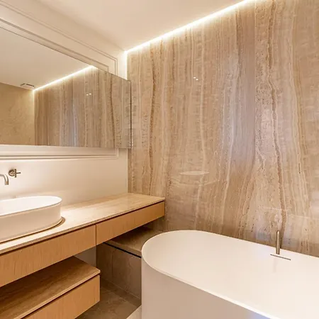 1974 - Luxurious 3 Bedrooms - Sea View & Parking קאן