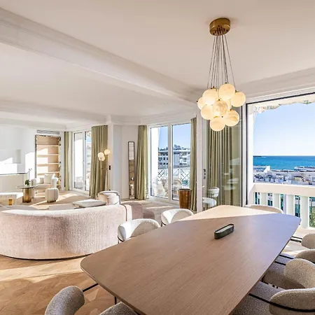 1974 - Luxurious 3 Bedrooms - Sea View & Parking * קאן